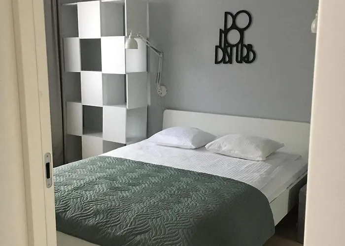 Silver - Krawiecka 1 Apartman *