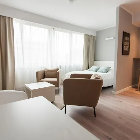 Апартаменты Silver - Krawiecka 1 *